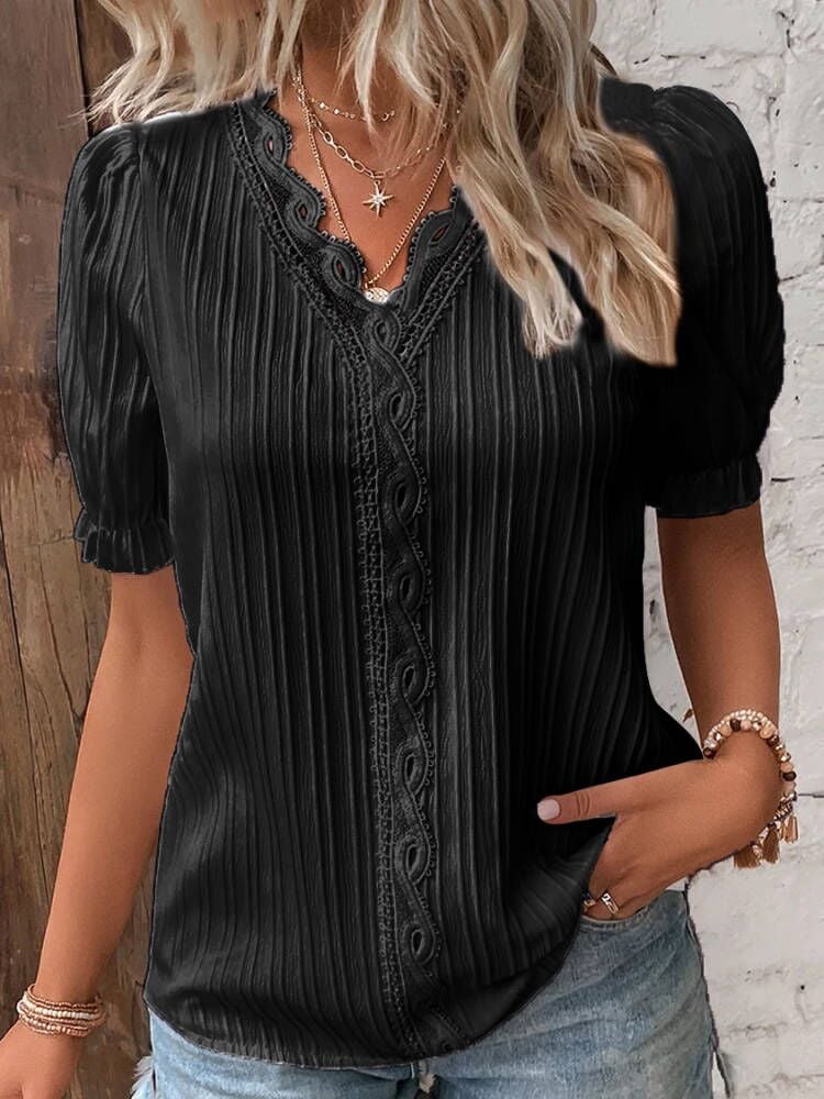 (🎁2024 New Year Hot Sale🎁)Limited Stock🔥V Neck Plain Lace Elegant Shirt