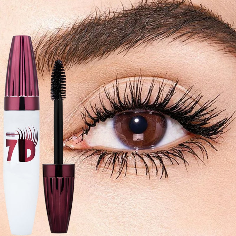 Smudge-Proof Curling & Lengthening Mascara